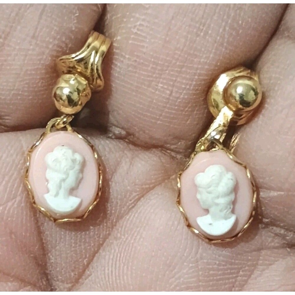 Cameo Pink White Gold Tone Dainty Small Vintage Clip On Earrings
